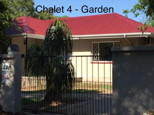 Impala Chalets ファラボルワ エクステリア 写真